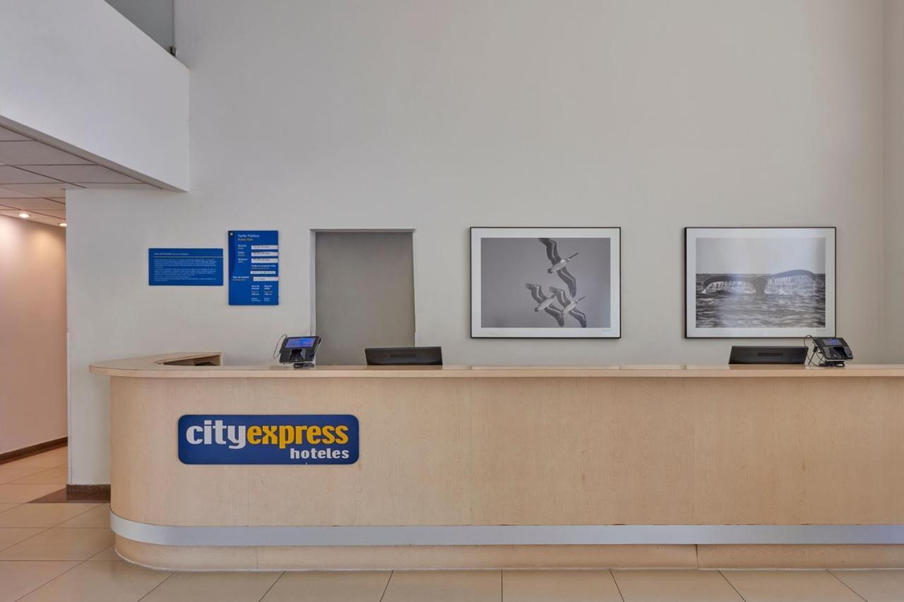 City Express By Marriott Manzanillo Εξωτερικό φωτογραφία