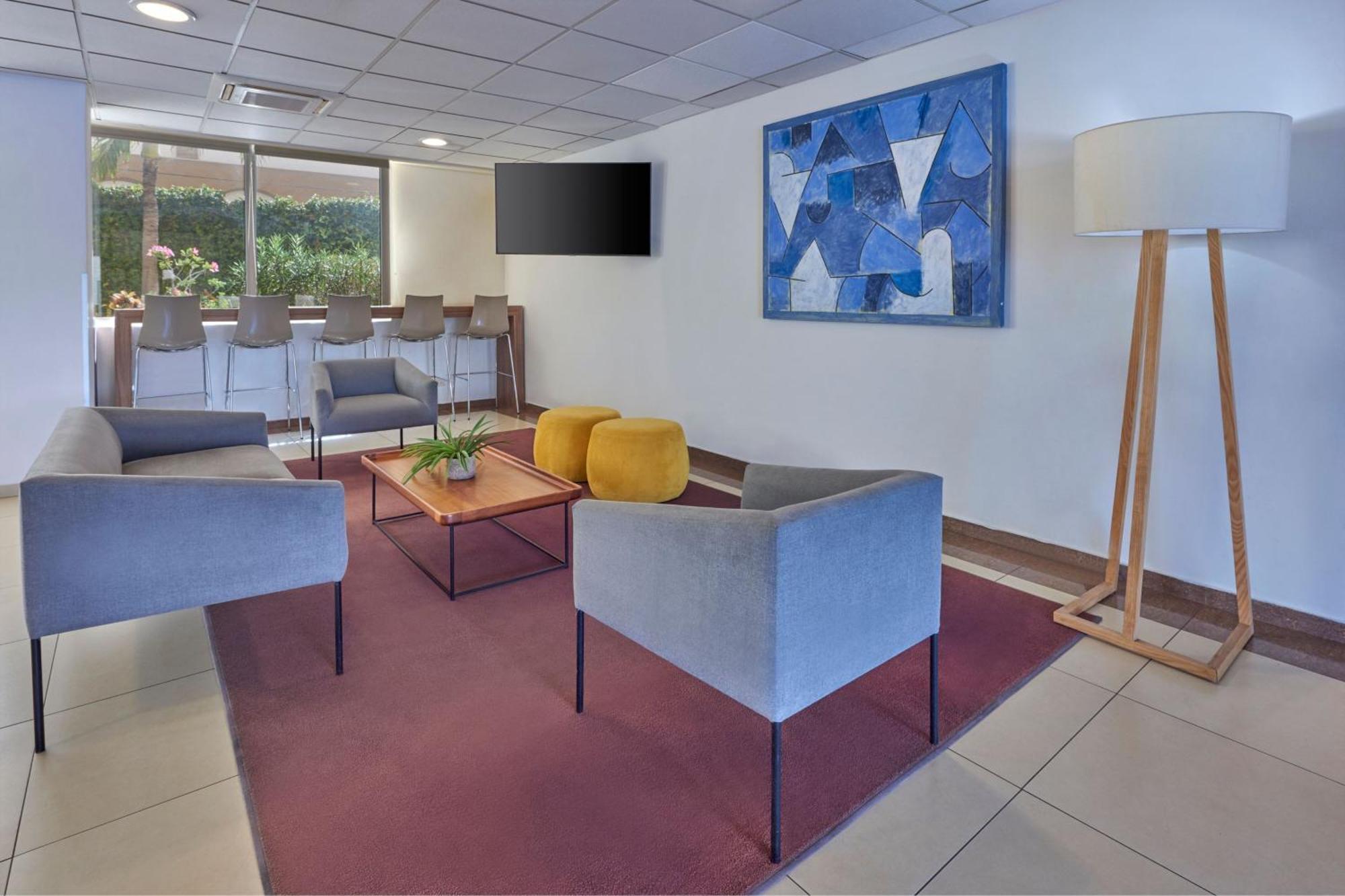 City Express By Marriott Manzanillo Εξωτερικό φωτογραφία