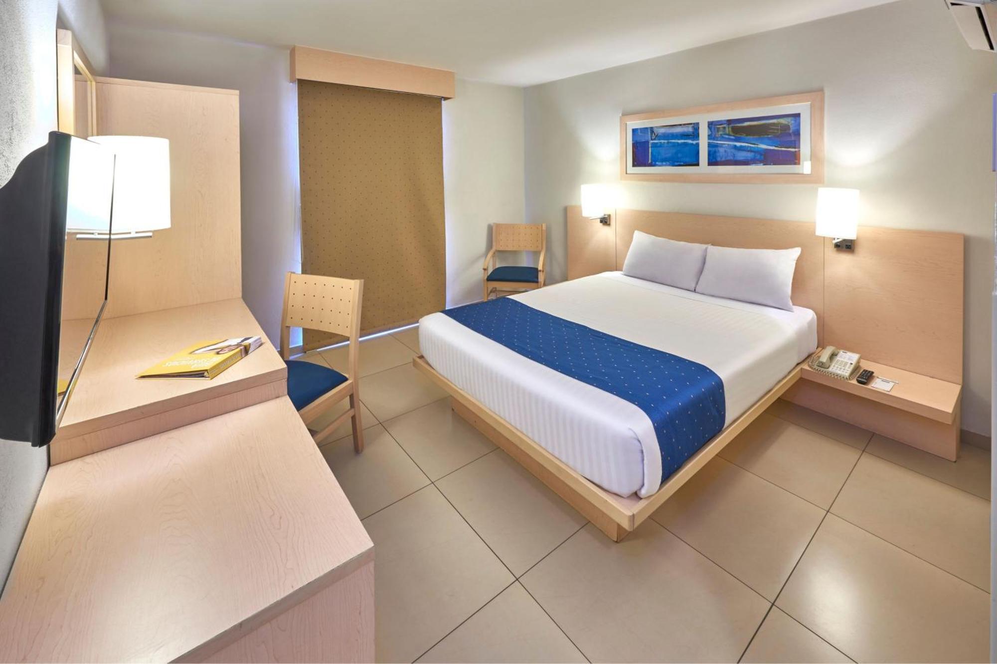 City Express By Marriott Manzanillo Εξωτερικό φωτογραφία