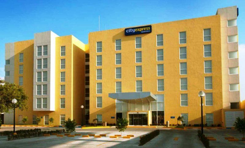 City Express By Marriott Manzanillo Εξωτερικό φωτογραφία